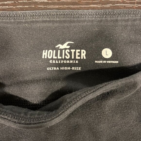Hollister Ultra High Rise Black Leggings Size Large Pocket Ankle - Picture 4 of 7